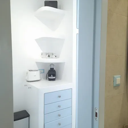 Traditional Dream Myconian オルノス